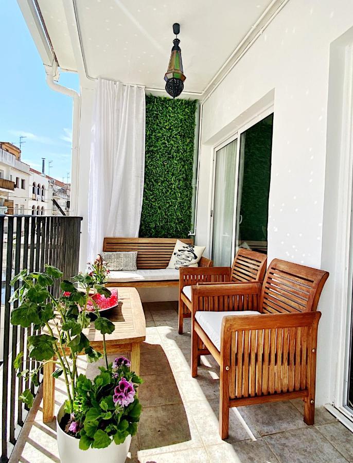 Abbott Apartment - 1 Min From The Beach - 100M2 - Sleeps 8 Sitges Zewnętrze zdjęcie
