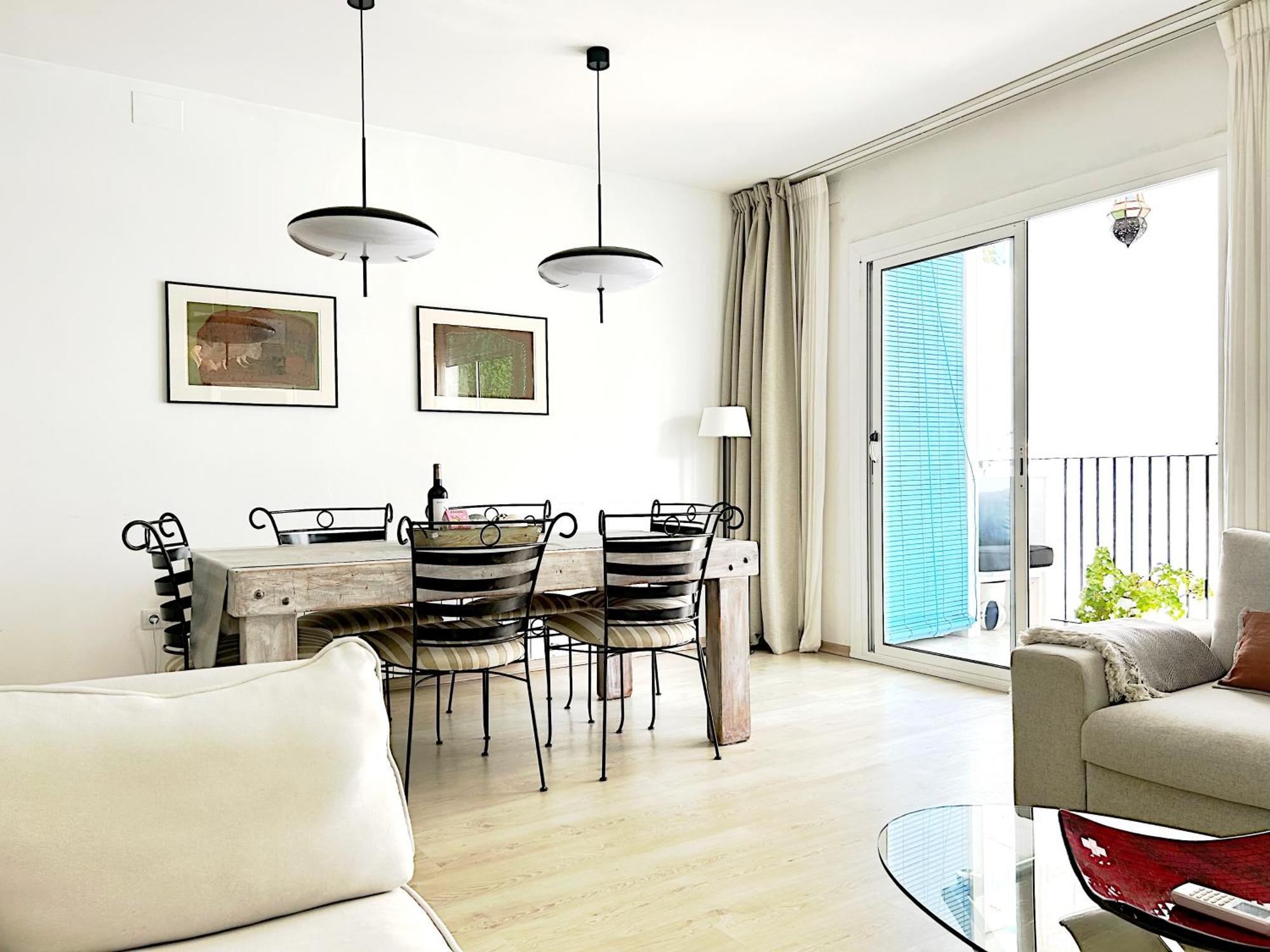 Abbott Apartment - 1 Min From The Beach - 100M2 - Sleeps 8 Sitges Zewnętrze zdjęcie