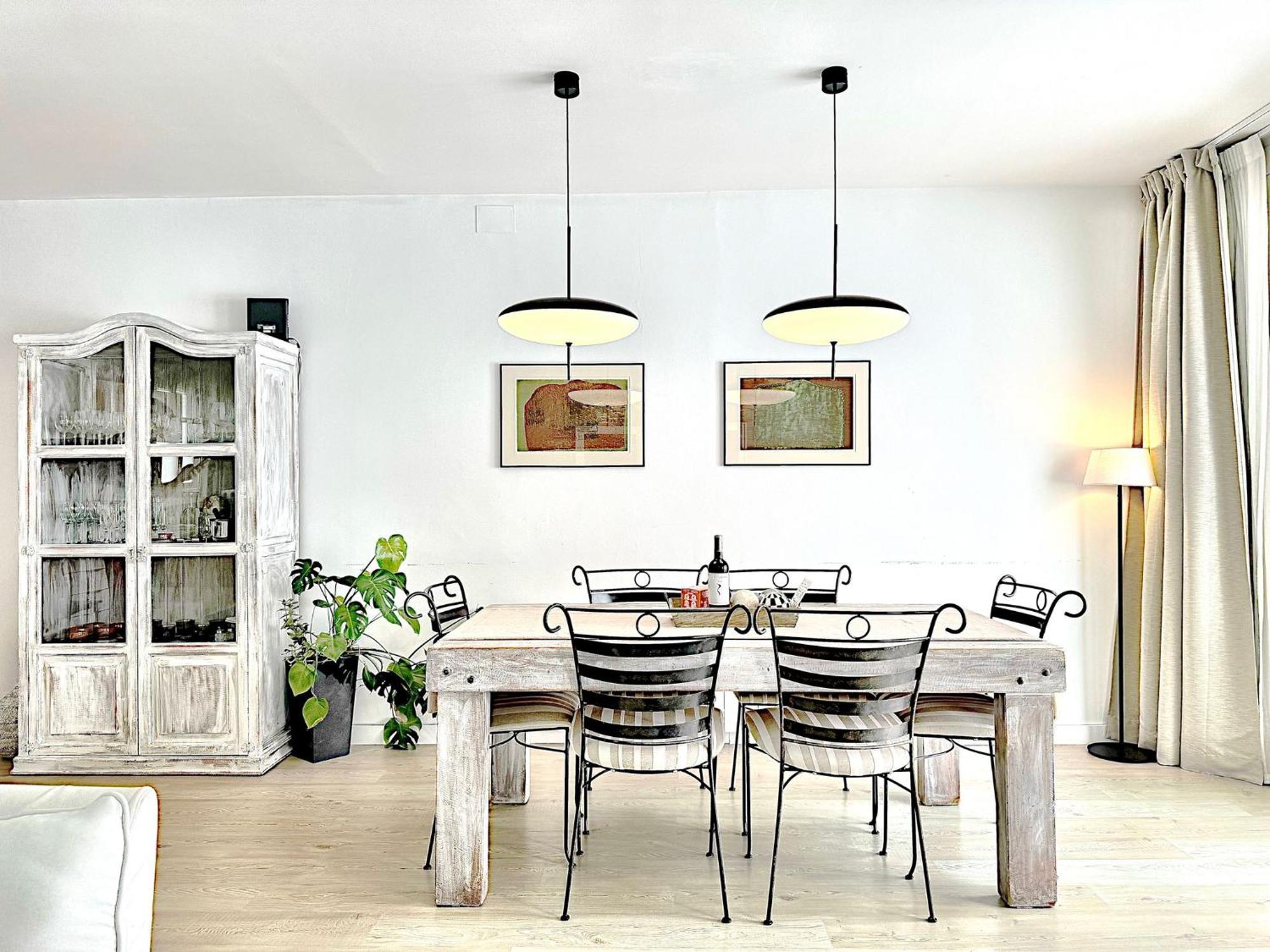 Abbott Apartment - 1 Min From The Beach - 100M2 - Sleeps 8 Sitges Zewnętrze zdjęcie