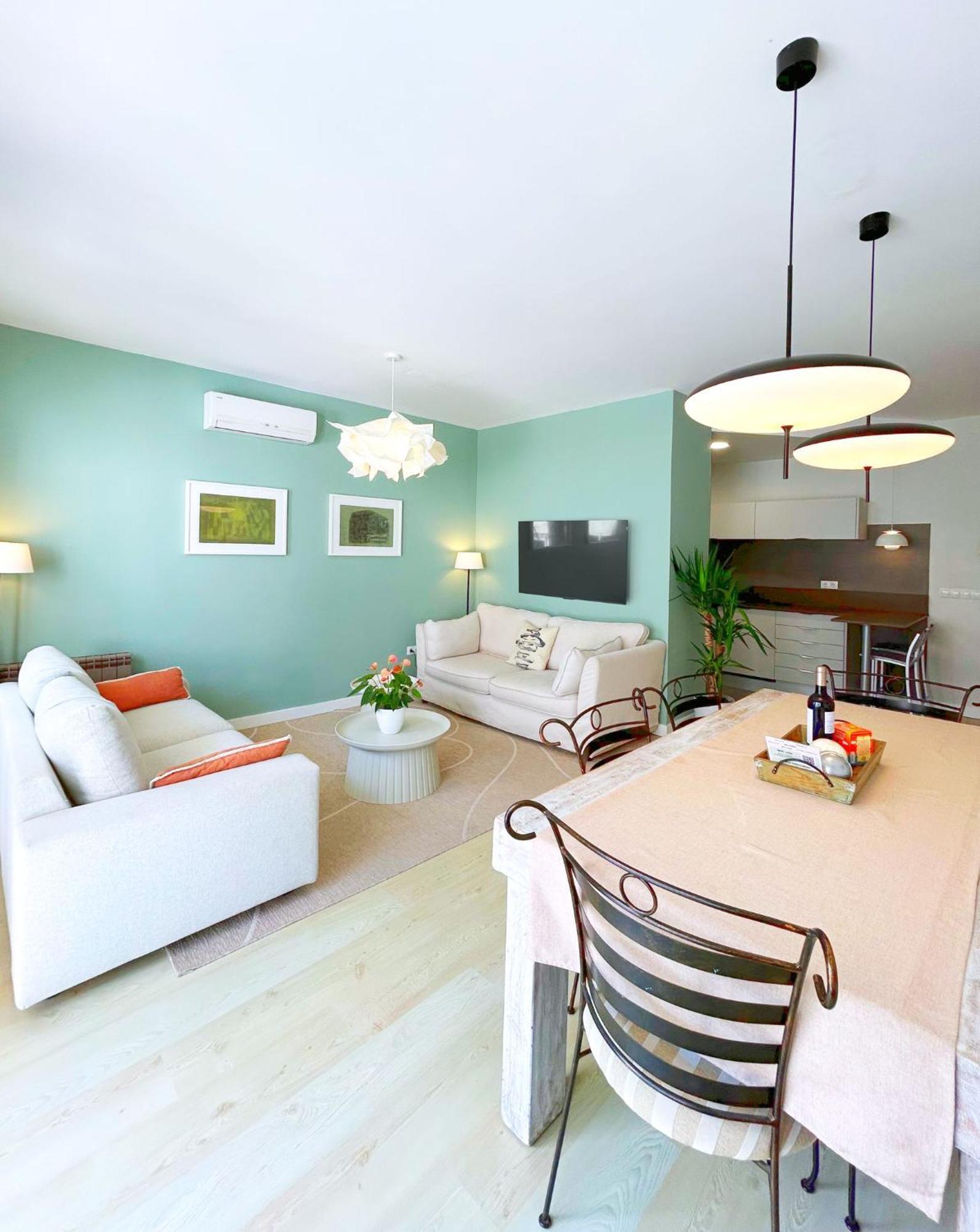 Abbott Apartment - 1 Min From The Beach - 100M2 - Sleeps 8 Sitges Zewnętrze zdjęcie